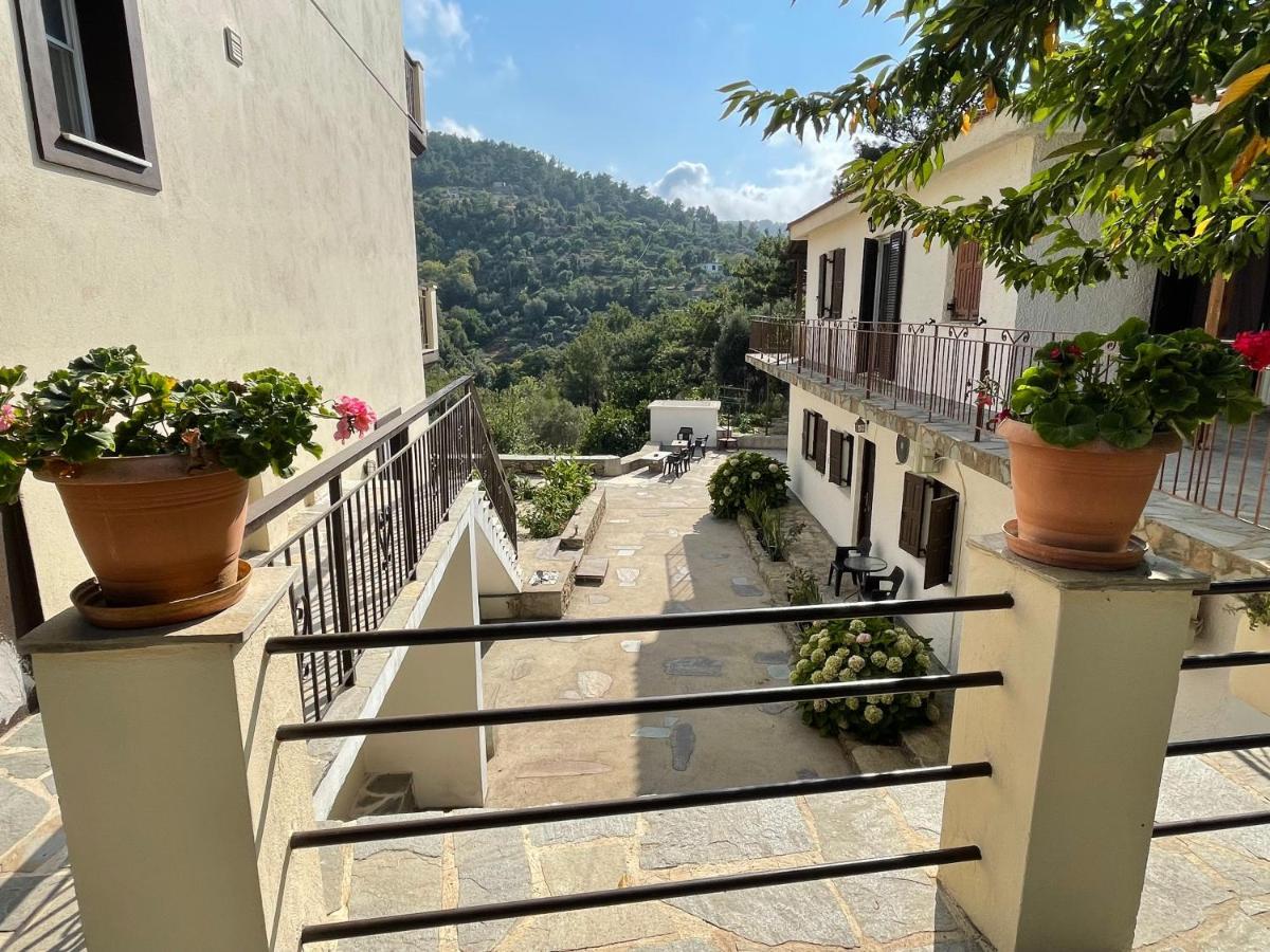Studio With Loft Raxes Ikaria #5 Raches  Eksteriør bilde